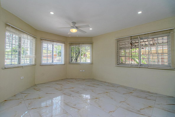 Seventh image of 1 Seatonhurst ct in Kingston 5, St. Andrew, Jamaica - property is For Rent
