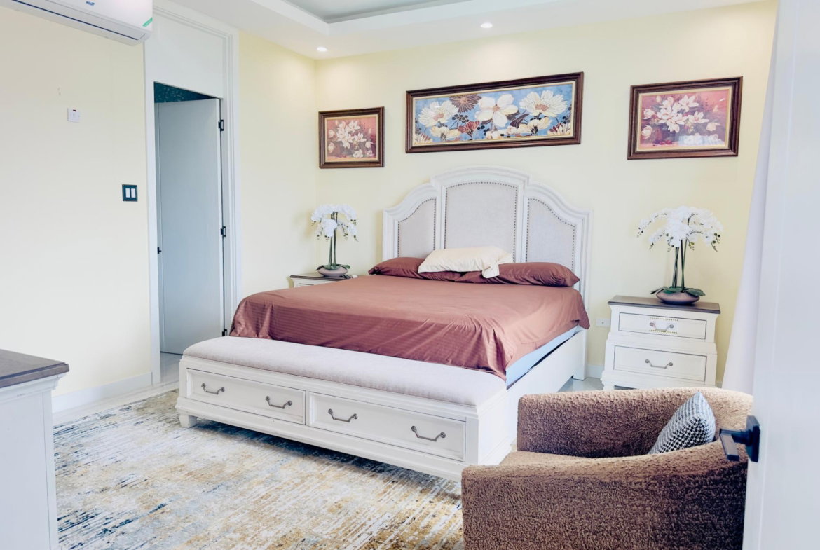 Twelfth image of 207-29 Salisbury Ave in Kingston 6, St. Andrew, Jamaica - property is For Rent