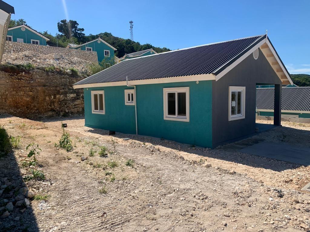 Second image of Edmund Ridge Estate in SPOT VALLEY, St. James, Jamaica - property is For Rent