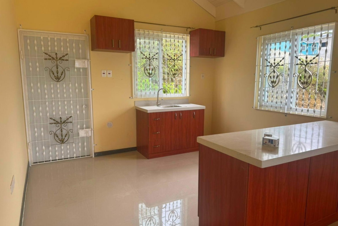 Fifth image of Edmund Ridge Estate in SPOT VALLEY, St. James, Jamaica - property is For Rent
