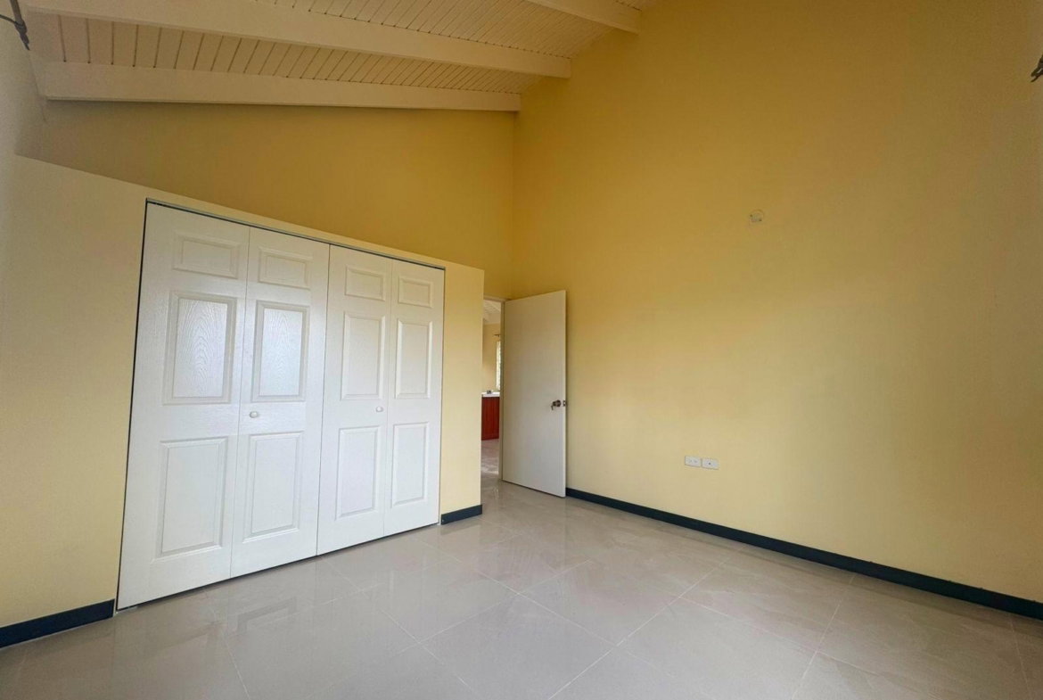 Tenth image of Edmund Ridge Estate in SPOT VALLEY, St. James, Jamaica - property is For Rent