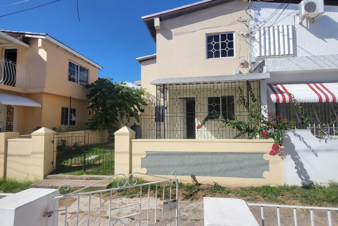 Second image of 4-14 Gordon Close in Kingston 5, St. Andrew, Jamaica - property is For Sale