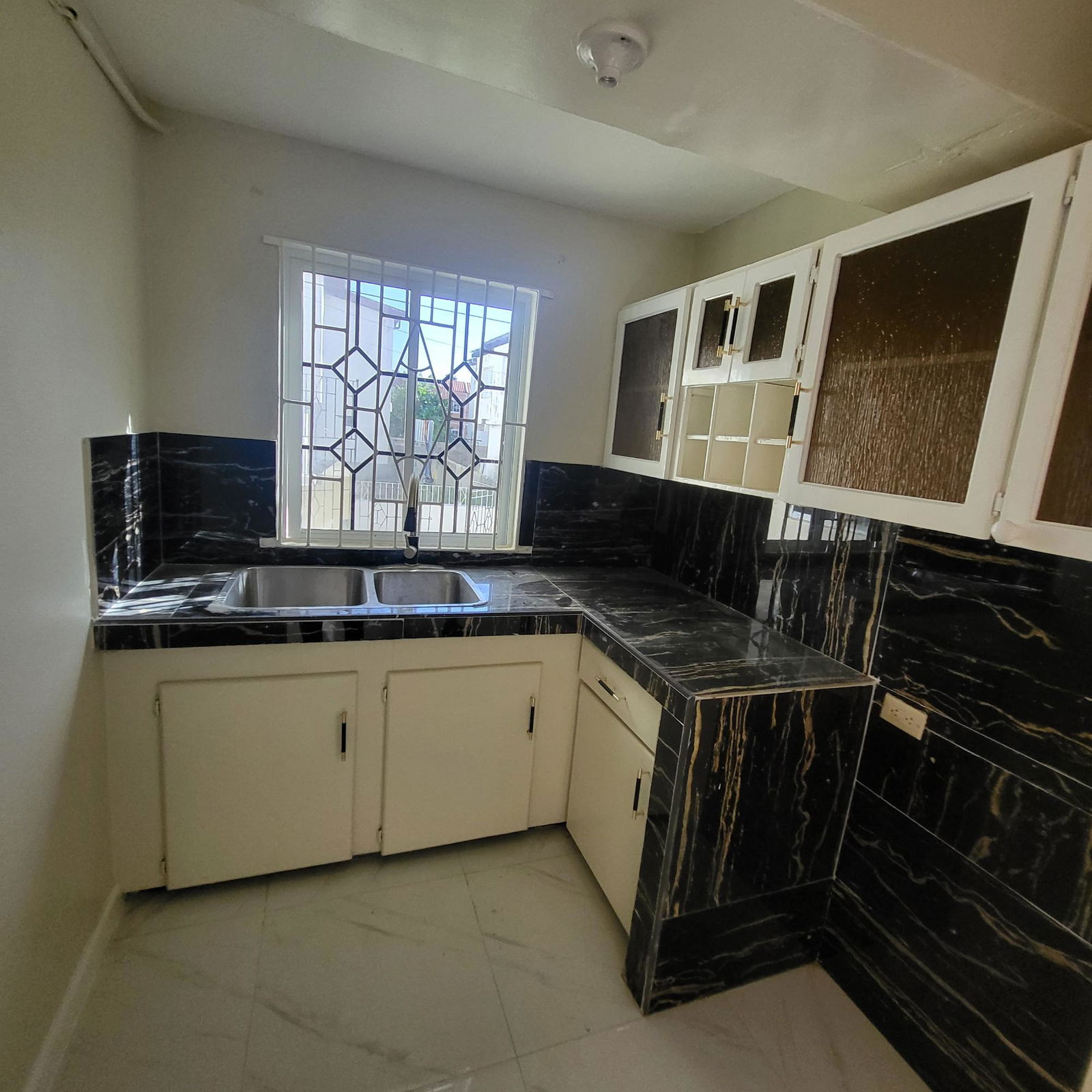 Fourth image of 4-14 Gordon Close in Kingston 5, St. Andrew, Jamaica - property is For Sale