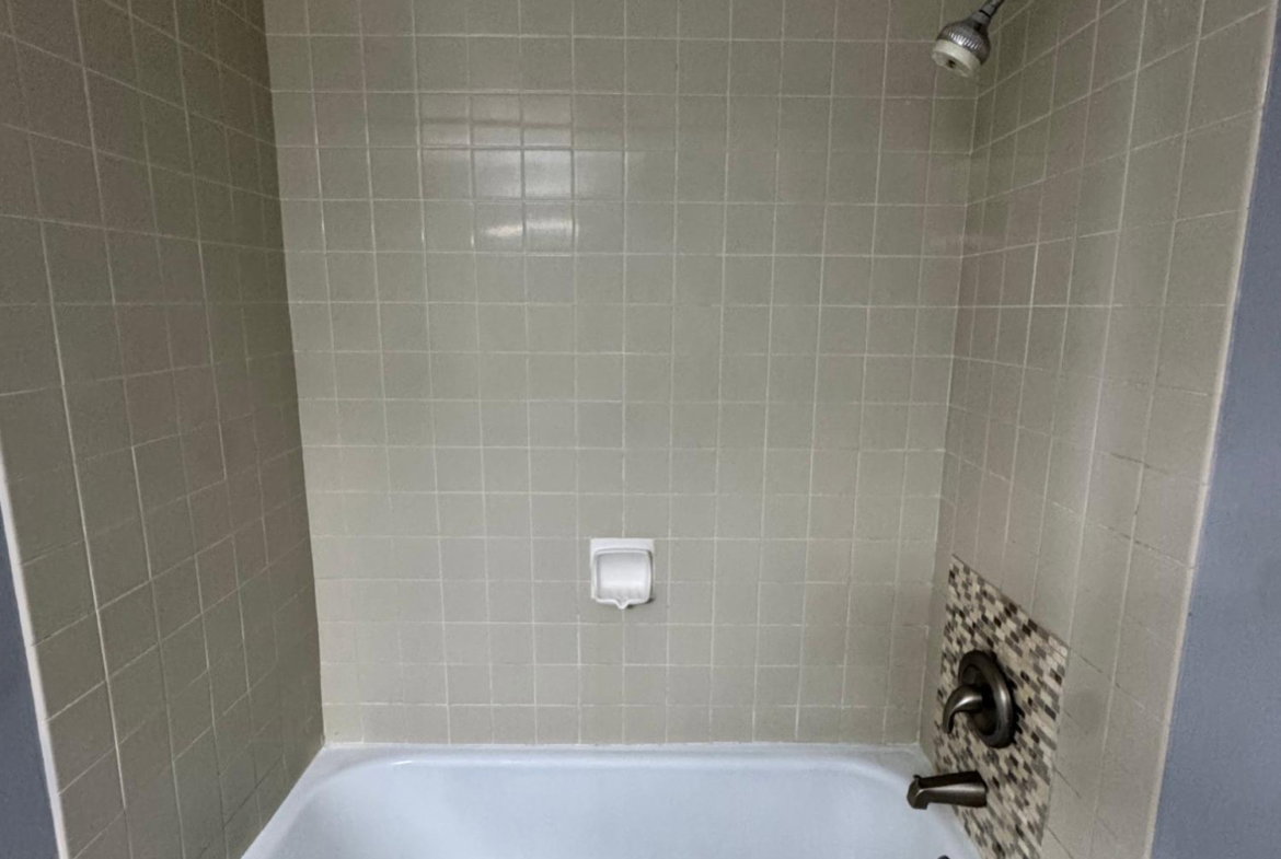 Eleventh image of 11b-8 Ocean Towers, Ocean Boul in KINGSTON, Kingston, Jamaica - property is For Rent