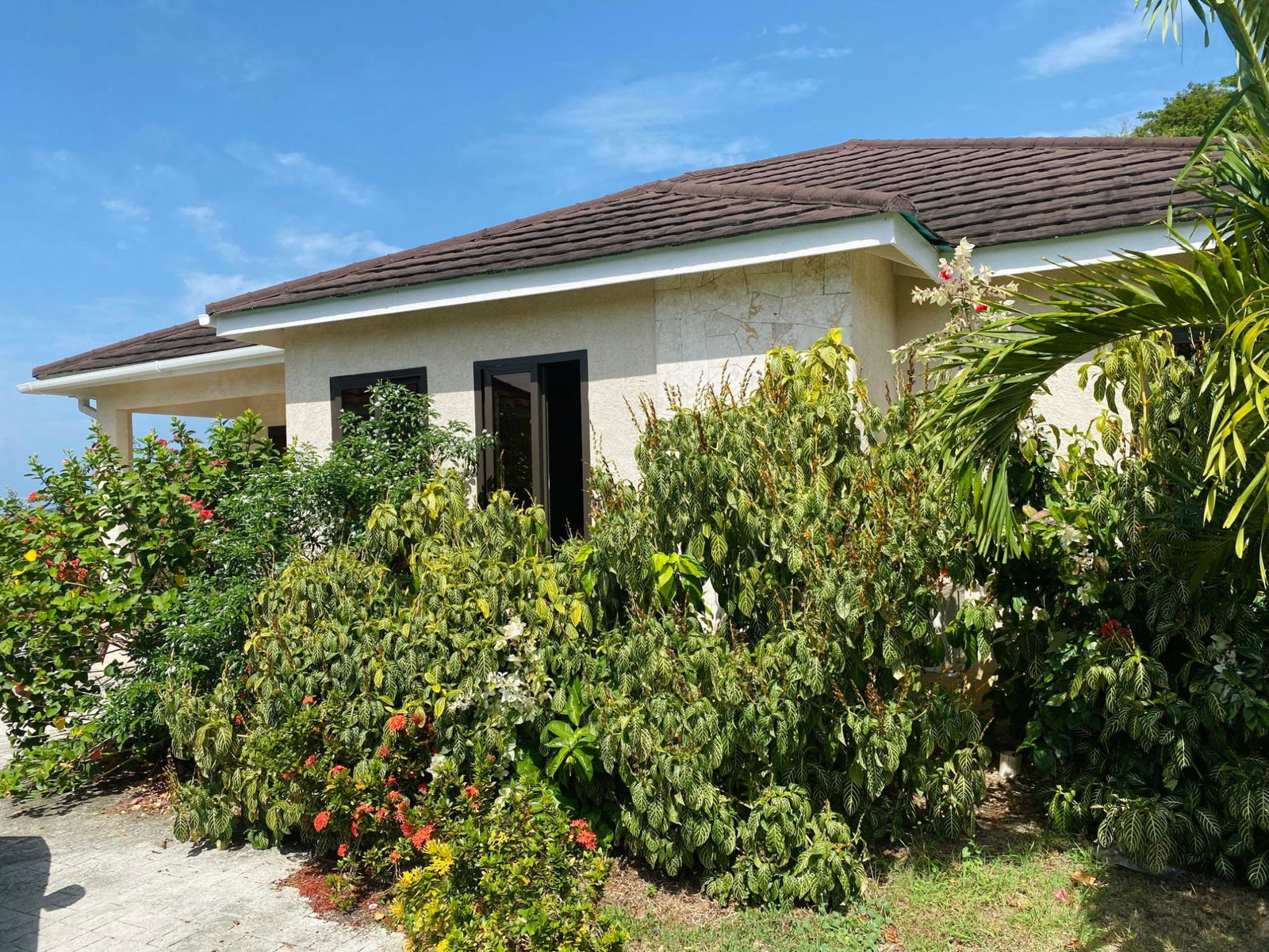 Modern-Semi-Furnished-House-for-Rent-in-Happy-Cove-Estate-Ocho-Rios-St.-Ann Second image of Happy Cove Estate in Ocho Rios, St. Ann, Jamaica - property is For Rent