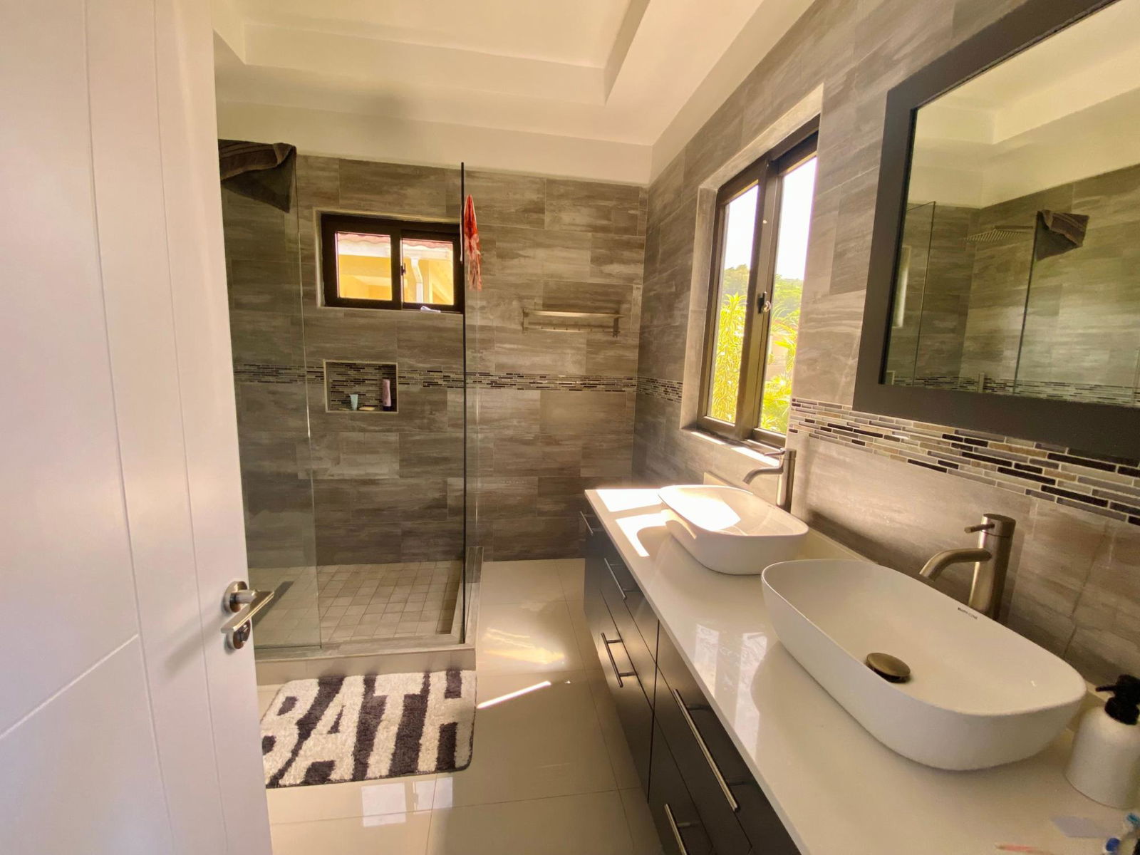 Modern-Semi-Furnished-House-for-Rent-in-Happy-Cove-Estate-Ocho-Rios-St.-Ann Seventh image of Happy Cove Estate in Ocho Rios, St. Ann, Jamaica - property is For Rent