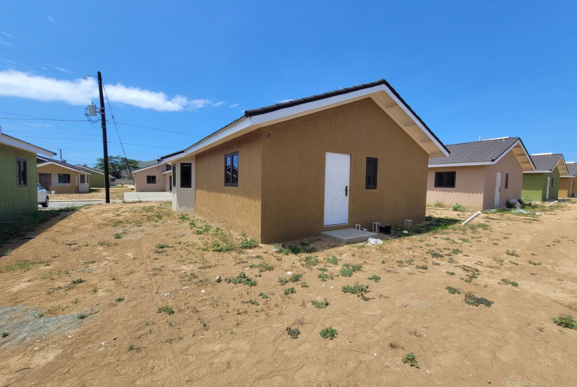 Eleventh image of 453- Oak Estate in Bernard Lodge, St. Catherine, Jamaica - property is For Rent