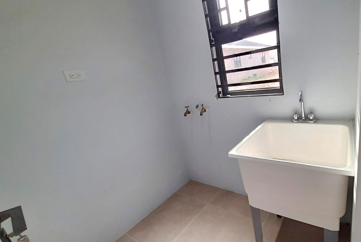 Eighth image of 317 Oak Estate in Bernard Lodge, St. Catherine, Jamaica - property is For Rent