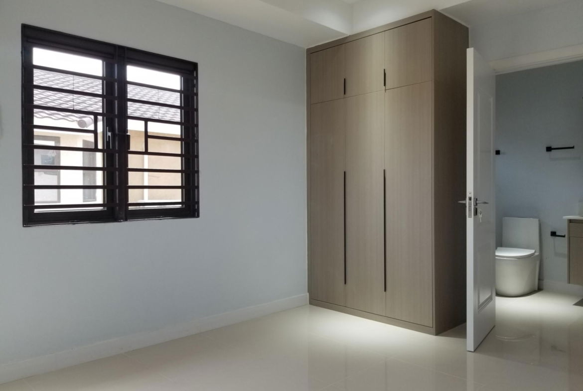 Tenth image of 317 Oak Estate in Bernard Lodge, St. Catherine, Jamaica - property is For Rent