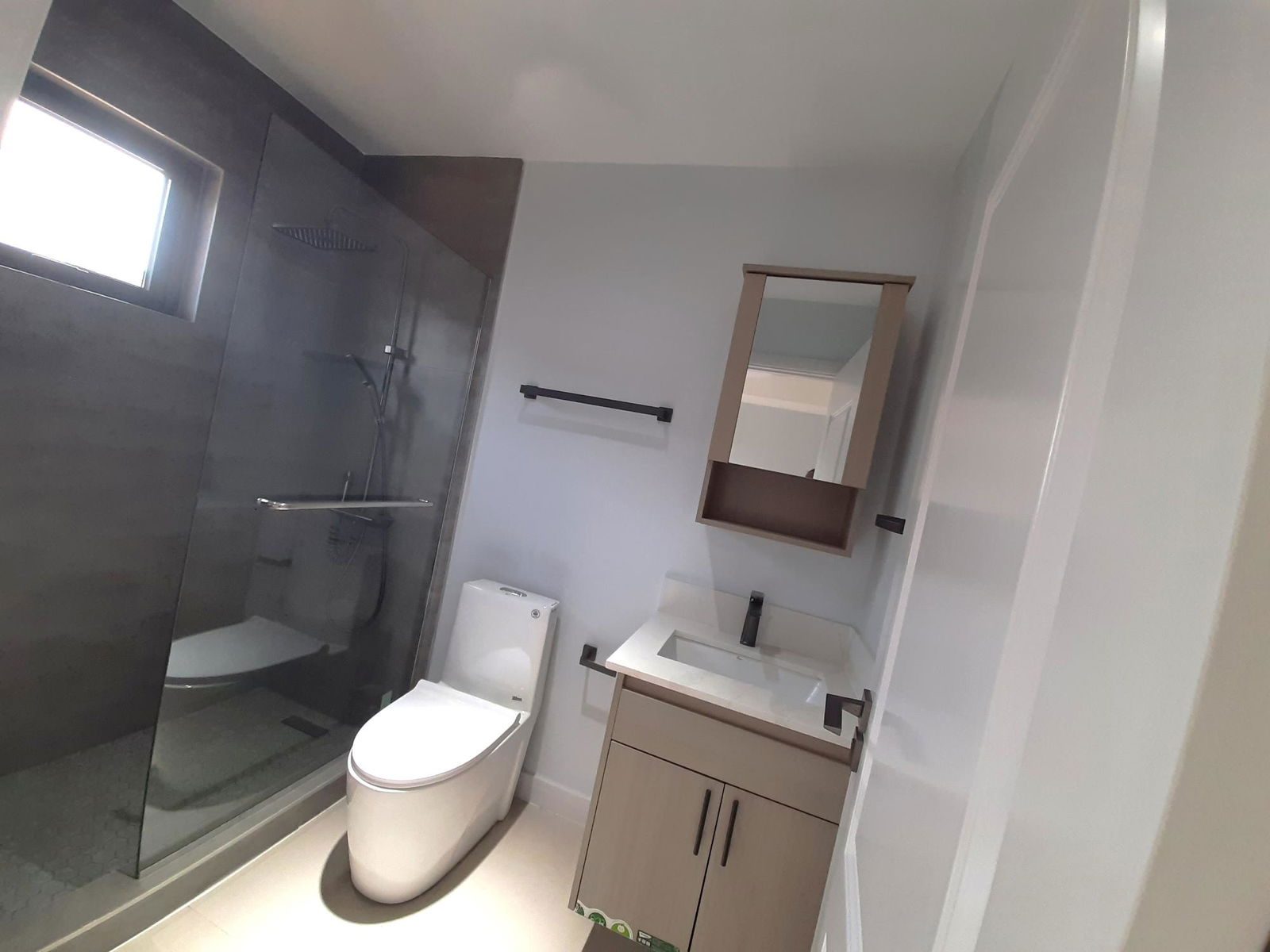 Move-In-Ready-2-Bedroom-House-for-Rent-in-Oak-Estate-St.-Catherine-Jamaica Thirteenth image of 317 Oak Estate in Bernard Lodge, St. Catherine, Jamaica - property is For Rent