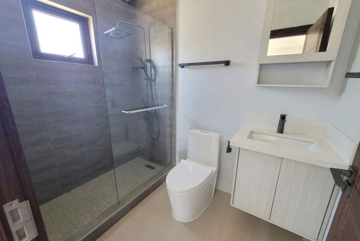 Sixth image of 453- Oak Estate in Bernard Lodge, St. Catherine, Jamaica - property is For Rent