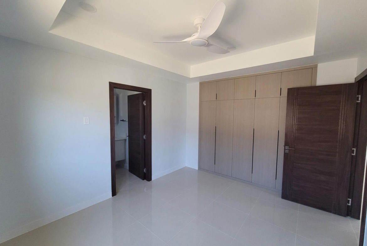 Seventh image of 453- Oak Estate in Bernard Lodge, St. Catherine, Jamaica - property is For Rent