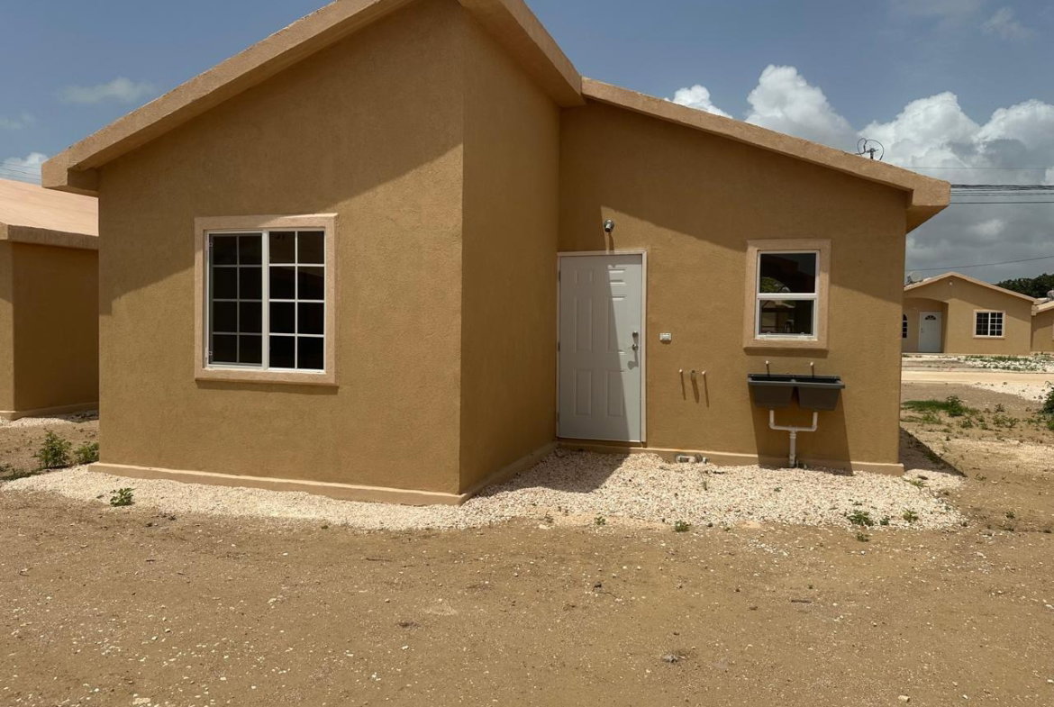 Third image of 295 Phoenix Park Village 2, p in Phoenix Park, St. Catherine, Jamaica - property is For Rent