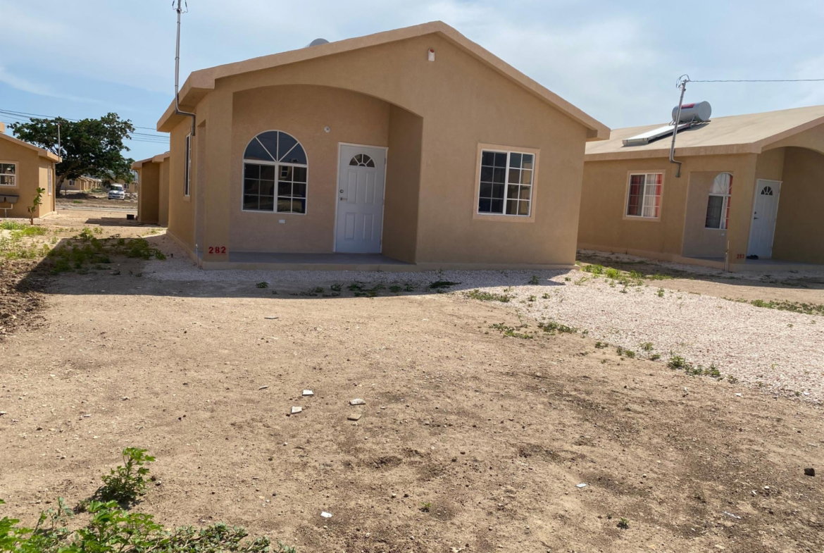 First image of 282- Phoenix Park Village 2 in Greater Portmore, St. Catherine, Jamaica - property is For Rent