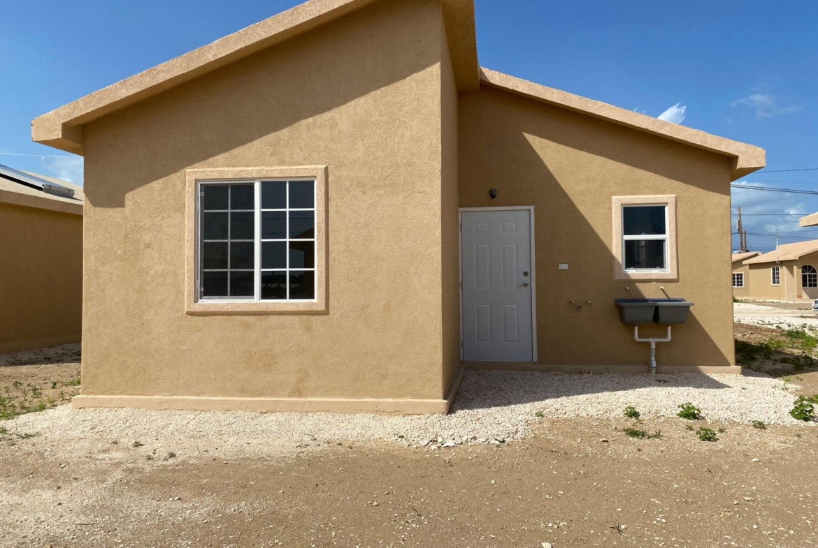 Eighth image of 282- Phoenix Park Village 2 in Greater Portmore, St. Catherine, Jamaica - property is For Rent