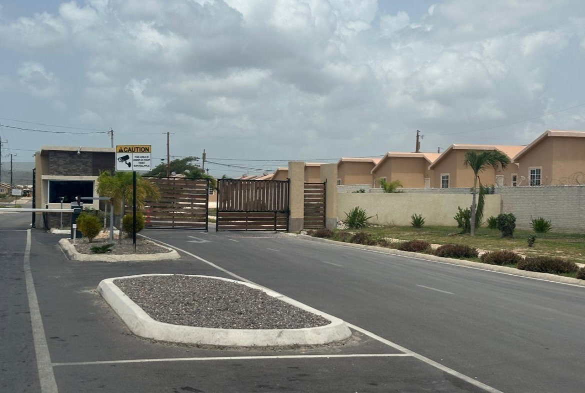 First image of 295 Phoenix Park Village 2, p in Phoenix Park, St. Catherine, Jamaica - property is For Rent