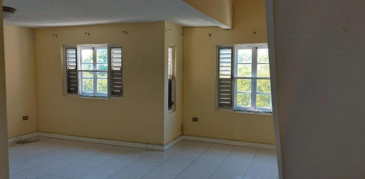 Fourth image of 12-21 Washington Close in Kingston 10, St. Andrew, Jamaica - property is For Rent