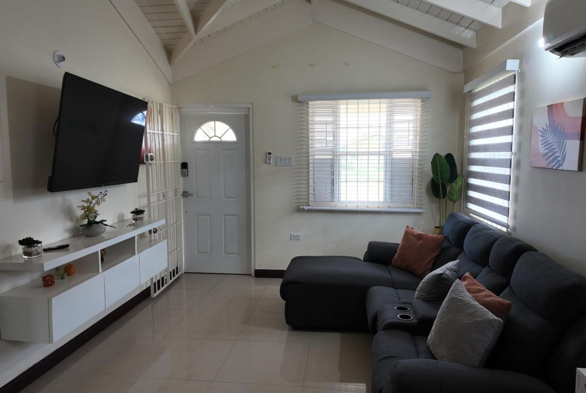 Tenth image of Colbeck Manor in Colbeck, St. Catherine, Jamaica - property is For Rent