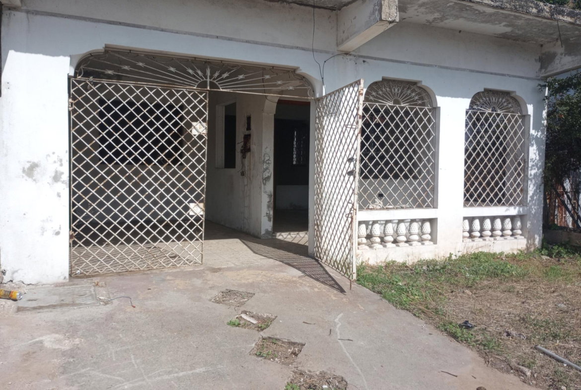 Third image of 1 1/2 Dunoon Road, Kingston 2 in Kingston 3, St. Andrew, Jamaica - property is For Sale