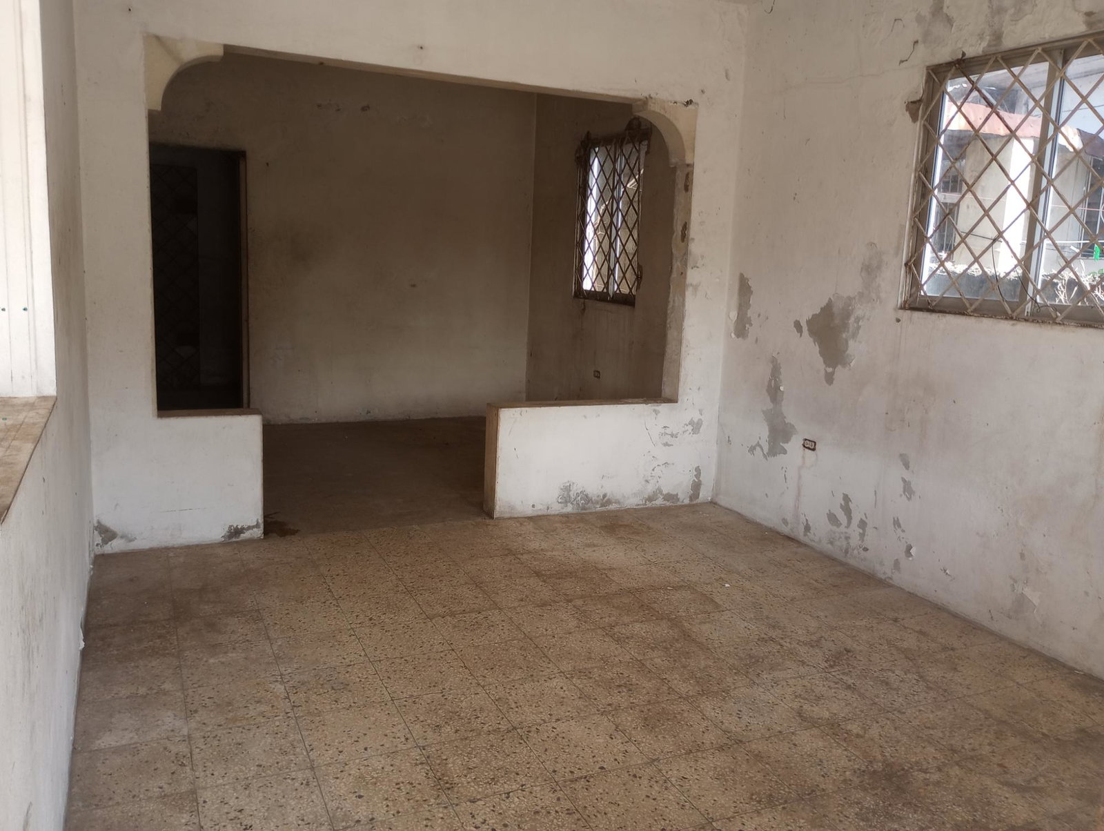 Fifth image of 1 1/2 Dunoon Road, Kingston 2 in Kingston 3, St. Andrew, Jamaica - property is For Sale