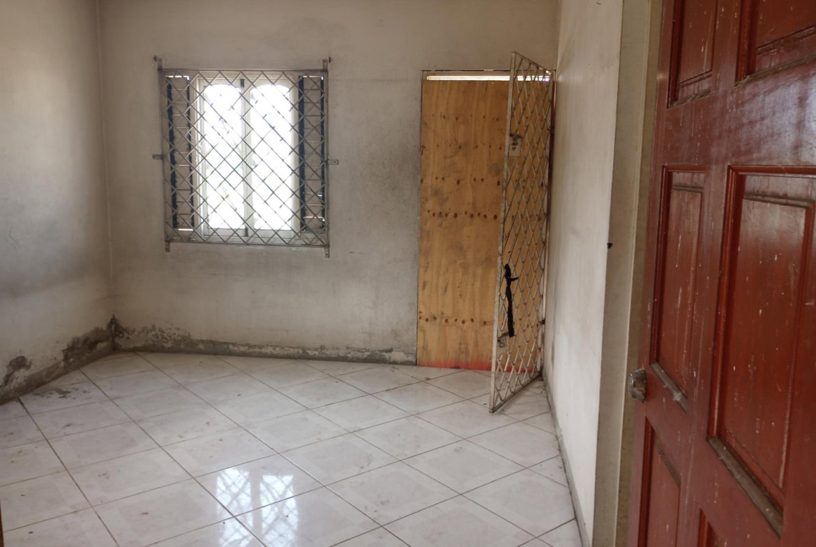 Sixth image of 1 1/2 Dunoon Road, Kingston 2 in Kingston 3, St. Andrew, Jamaica - property is For Sale