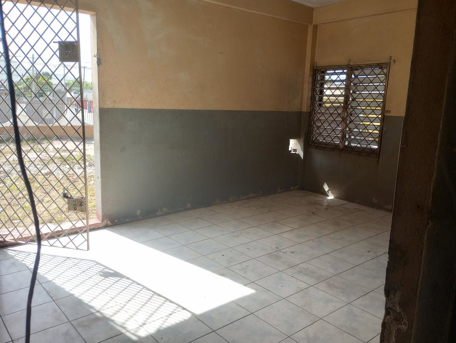 Seventh image of 1 1/2 Dunoon Road, Kingston 2 in Kingston 3, St. Andrew, Jamaica - property is For Sale