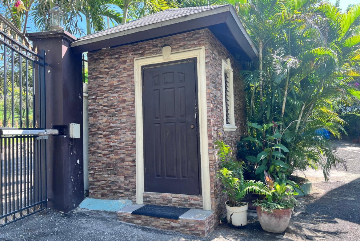 Sixth image of East Armour Heights in Constant Spring P.O., St. Andrew, Jamaica - property is For Sale