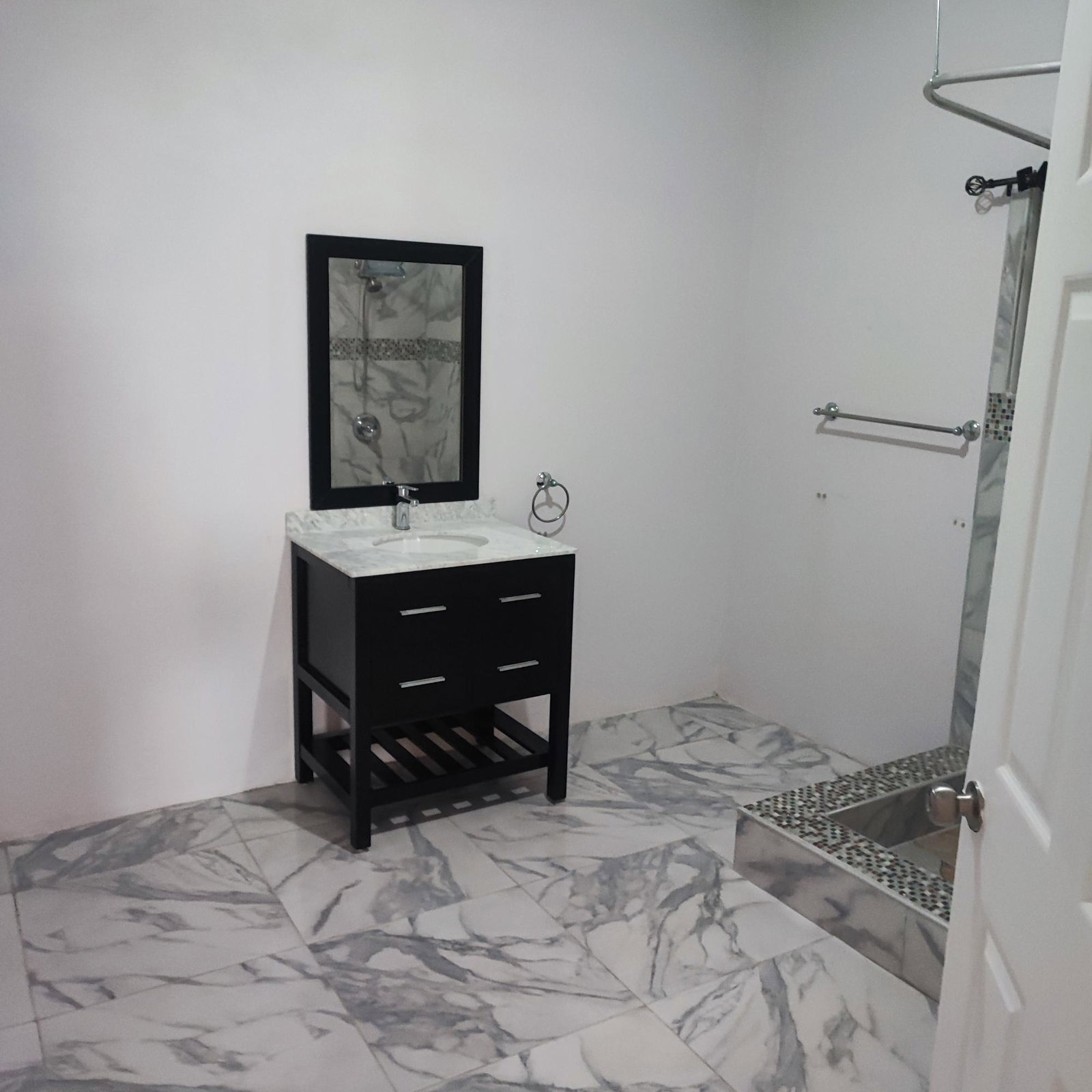 Sixth image of 1 Sutherland Heights James in Sligoville, St. Catherine, Jamaica - property is For Rent