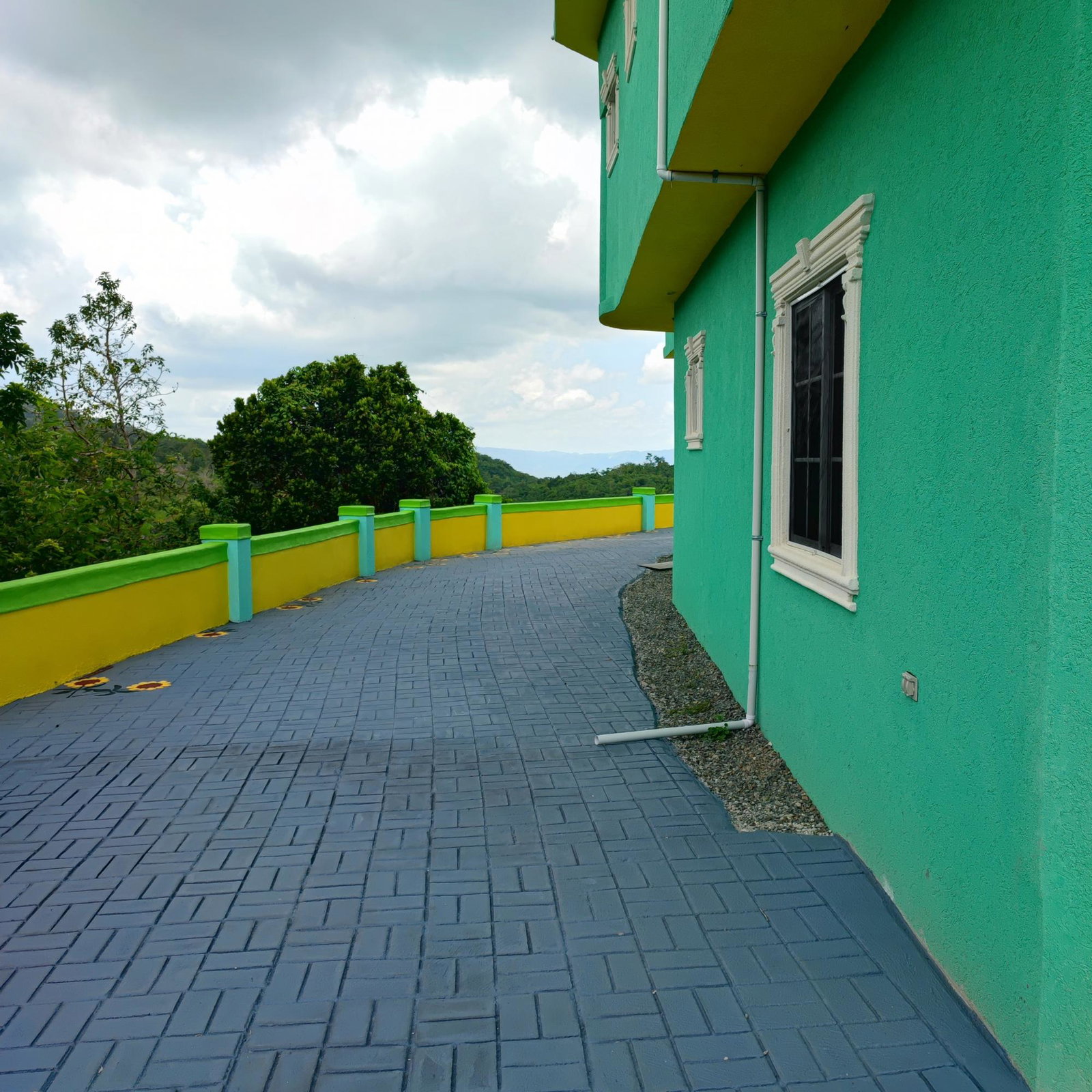 Tenth image of 1 Sutherland Heights James in Sligoville, St. Catherine, Jamaica - property is For Rent