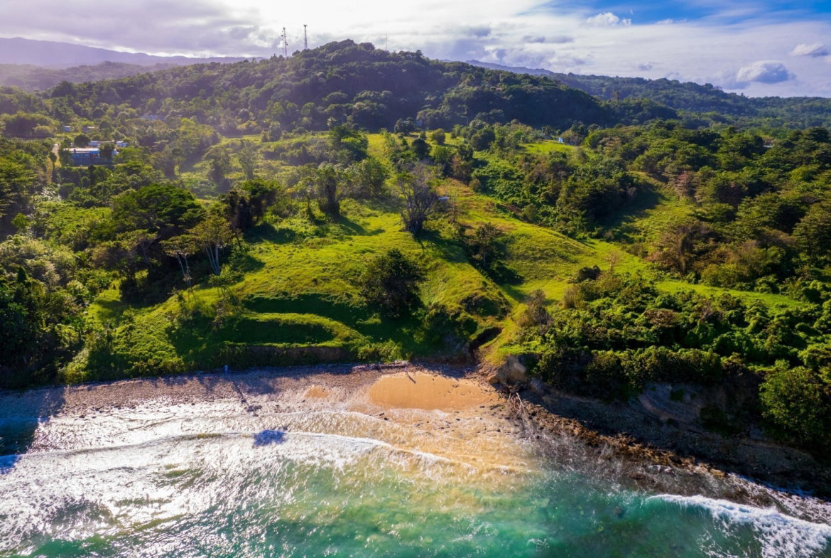 Fourth image of Ross Craig in Manchioneal, Portland, Jamaica - property is For Sale