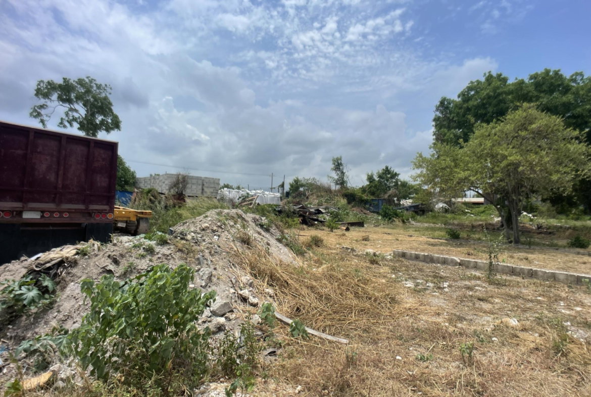 Thirteenth image of 96 & 97 Federal Road in Sydenham, St. Catherine, Jamaica - property is For Sale