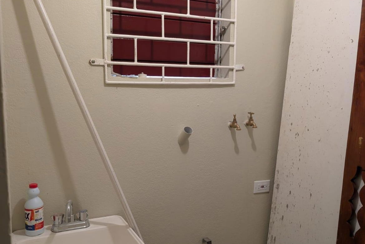 Tenth image of 229 Susan Avenue in Bridgeport, St. Catherine, Jamaica - property is For Rent