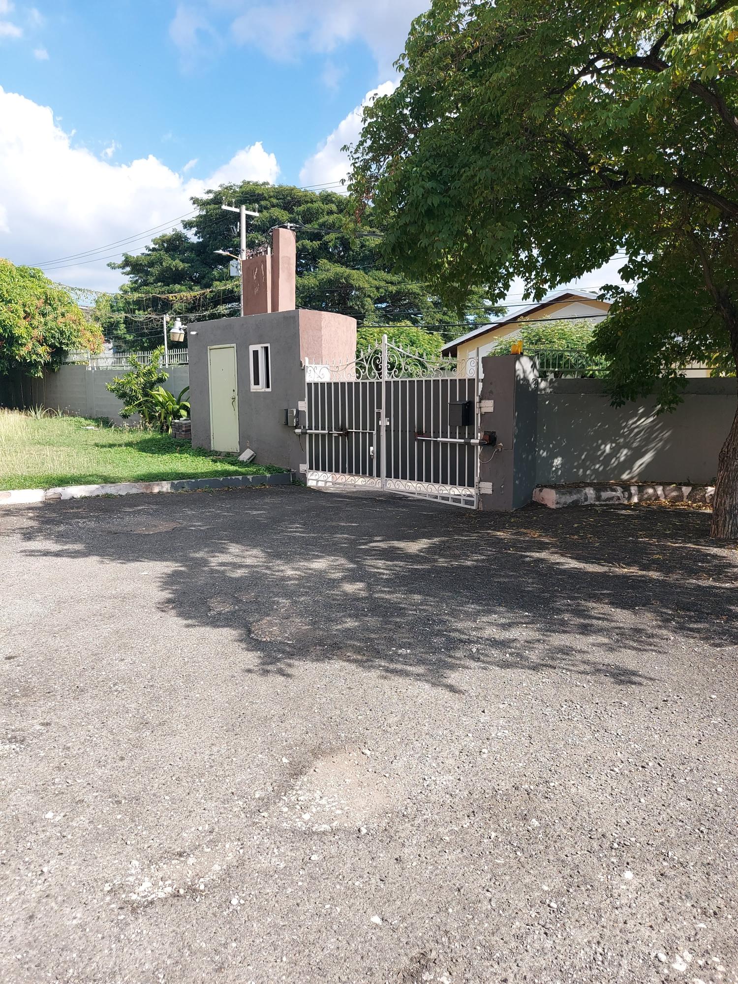 Sixteenth image of 7-4 West Avenue in Kingston 8, St. Andrew, Jamaica - property is For Rent