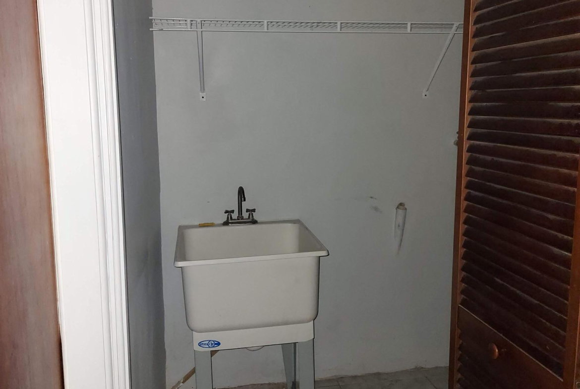Nineteenth image of 7-4 West Avenue in Kingston 8, St. Andrew, Jamaica - property is For Rent