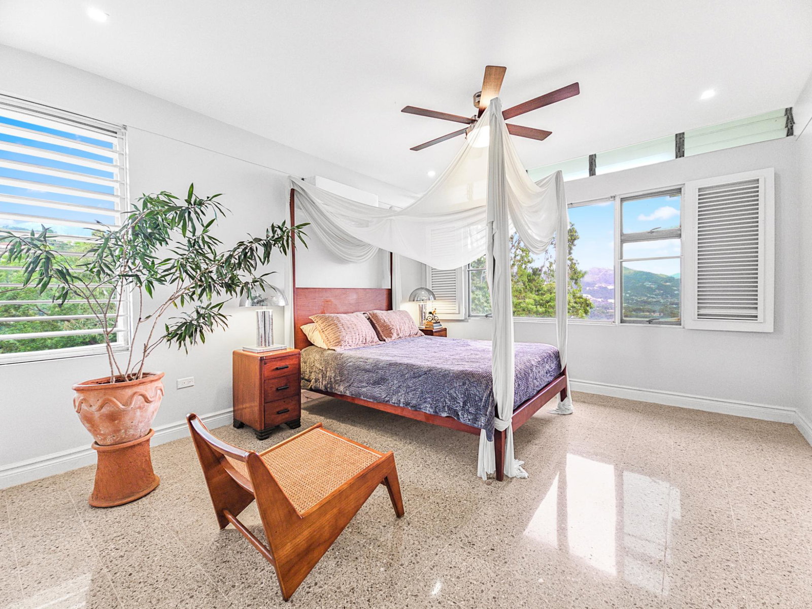 Ninth image of 9- Innswood Heights Apts in Kingston 9, St. Andrew, Jamaica - property is For Rent