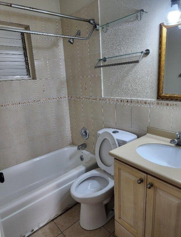 Twentieth image of 14-2 Central Avenue in Constant Spring P.O., St. Andrew, Jamaica - property is For Rent