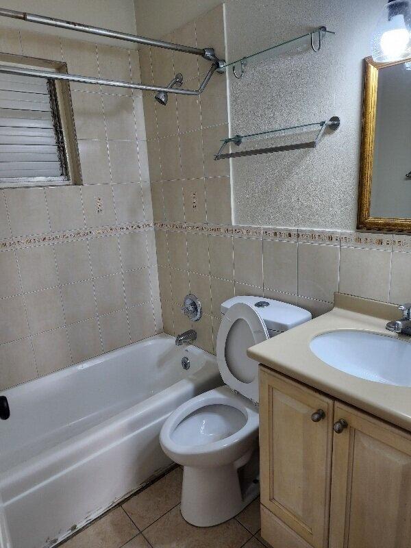 Twentieth image of 14-2 Central Avenue in Constant Spring P.O., St. Andrew, Jamaica - property is For Rent