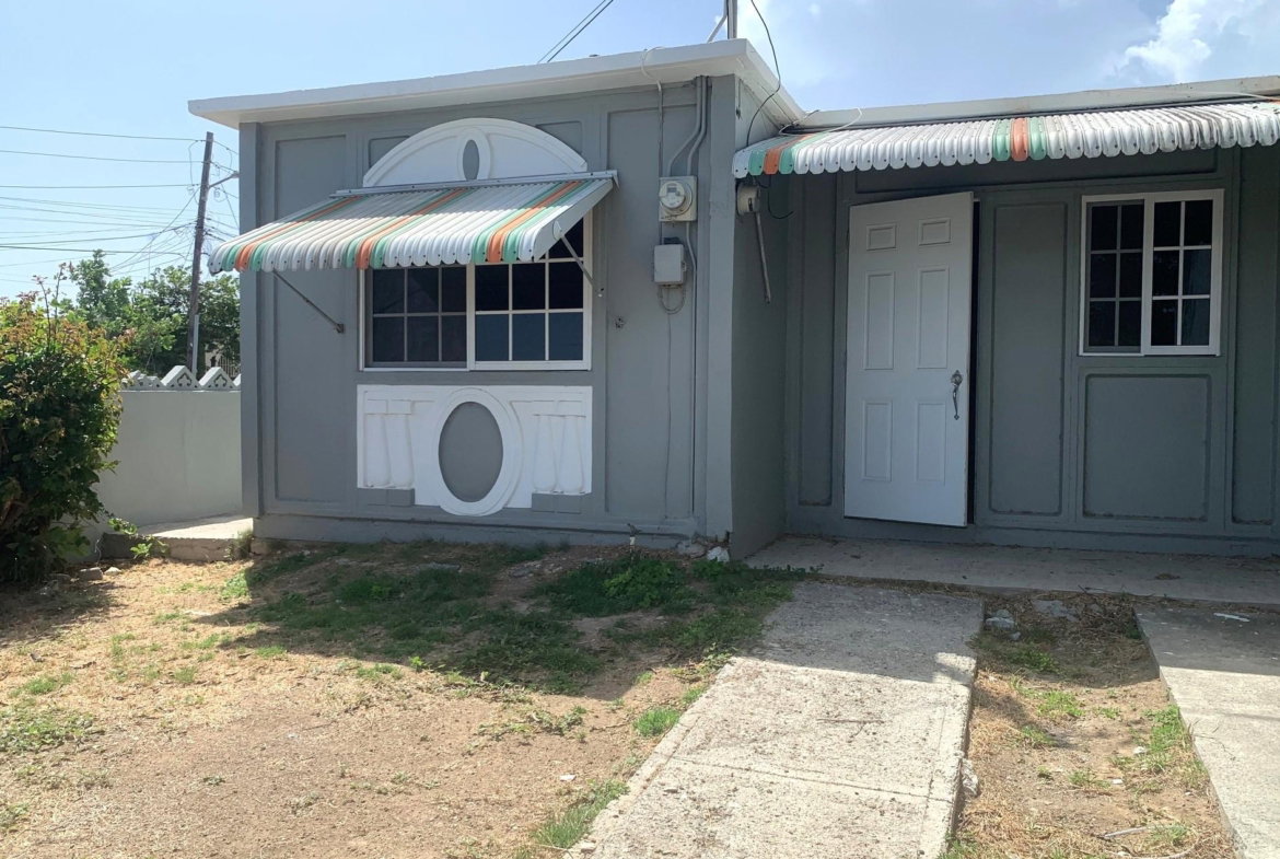 First image of 135 North East 20th st in Greater Portmore, St. Catherine, Jamaica - property is For Rent