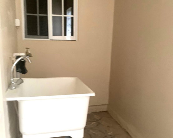 Seventh image of 135 North East 20th st in Greater Portmore, St. Catherine, Jamaica - property is For Rent