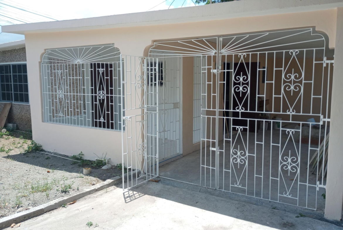 Third image of 32 Ensom Crescent, sp Town in Ensom City, St. Catherine, Jamaica - property is For Rent