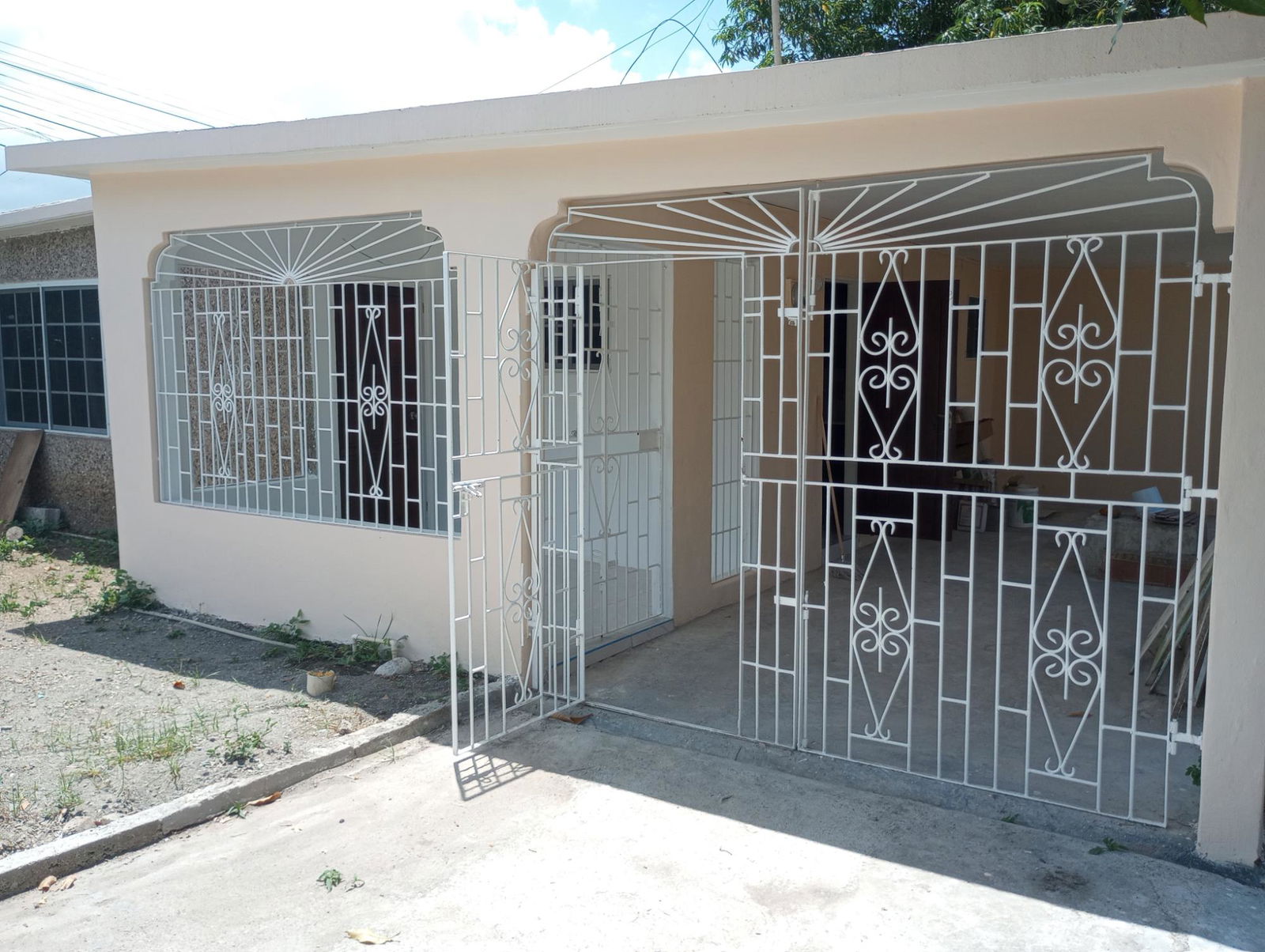 Third image of 32 Ensom Crescent, sp Town in Ensom City, St. Catherine, Jamaica - property is For Rent
