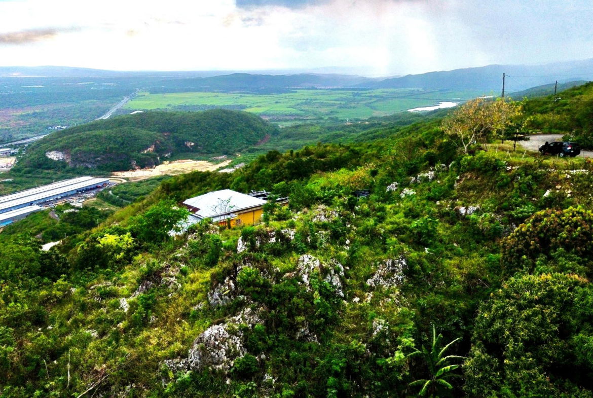 Eighth image of 308 Plantation Heights in Red Hills, St. Andrew, Jamaica - property is For Sale