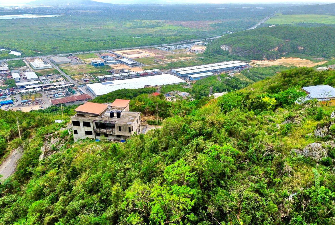Tenth image of 308 Plantation Heights in Red Hills, St. Andrew, Jamaica - property is For Sale