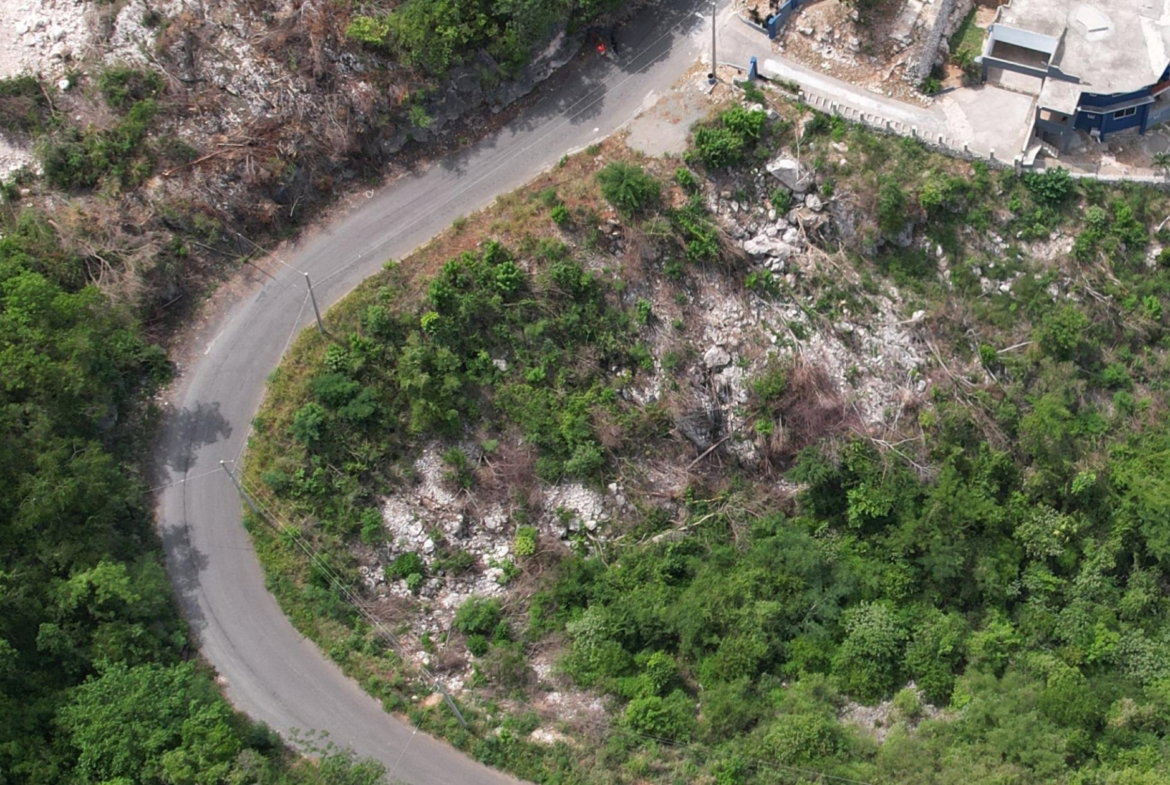 Second image of 81 Tom Cringle Drive in Red Hills, St. Andrew, Jamaica - property is For Sale