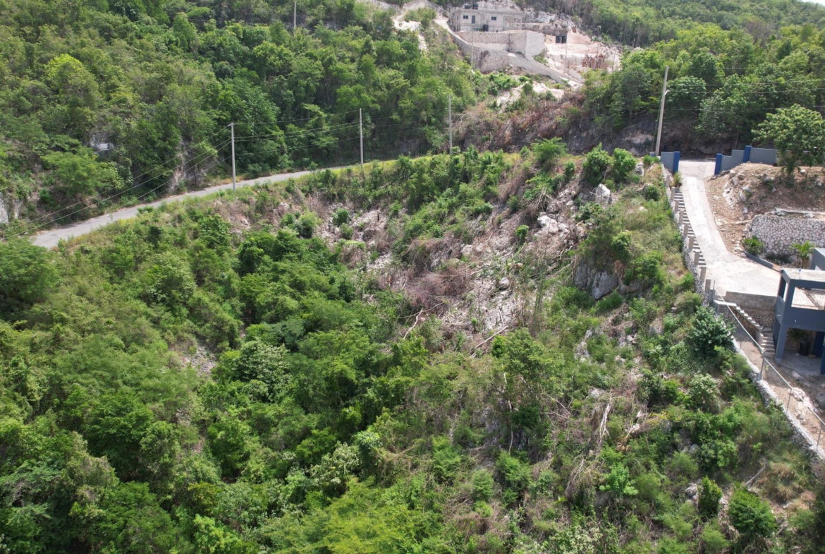 Third image of 81 Tom Cringle Drive in Red Hills, St. Andrew, Jamaica - property is For Sale