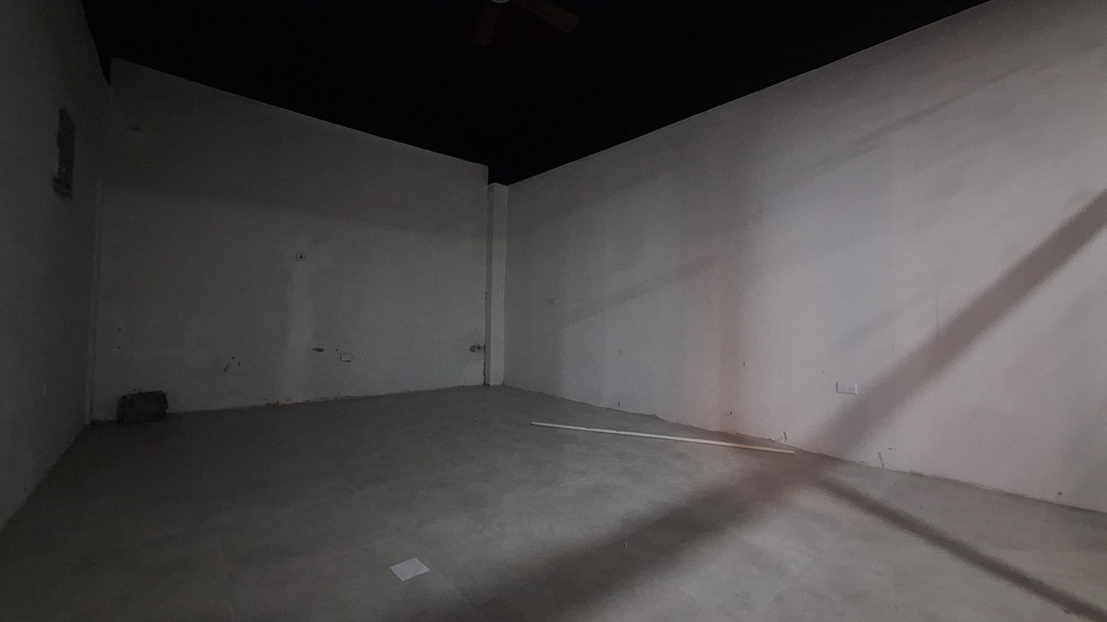 Retail-Space-for-Lease-in-Downtown-Kingston-–-247-sq-ft-at-Kays-Multiplex Second image of 29-106 Orange Street in KINGSTON, Kingston, Jamaica - property is For Rent