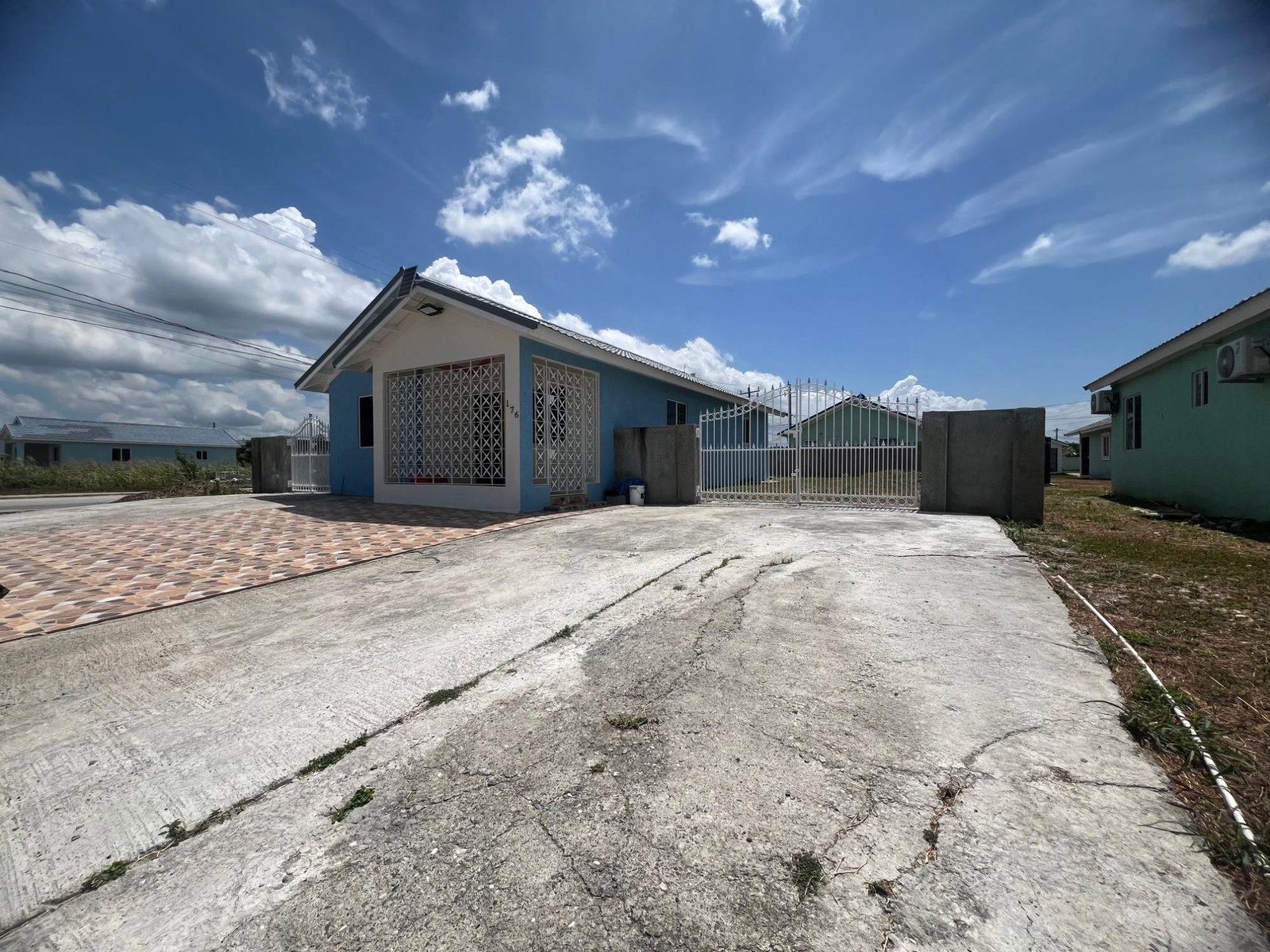 Fourth image of 176- Lychee Crescent in Innswood, St. Catherine, Jamaica - property is For Rent