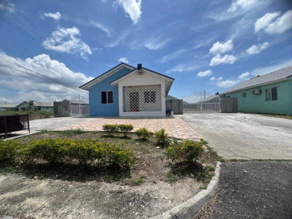 First image of 176- Lychee Crescent in Innswood, St. Catherine, Jamaica - property is For Rent