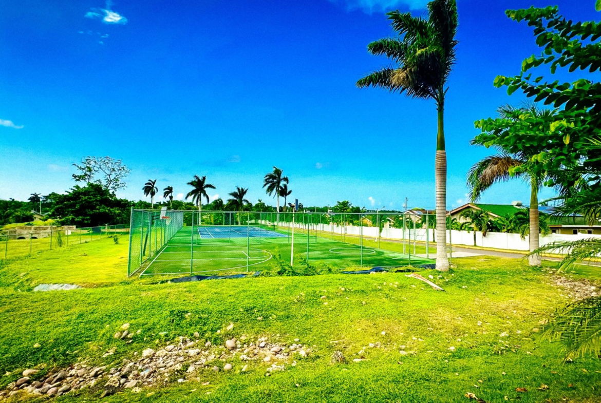 Eleventh image of 220- Canary Dr, Drax Hall Mano in Ocho Rios, St. Ann, Jamaica - property is For Rent