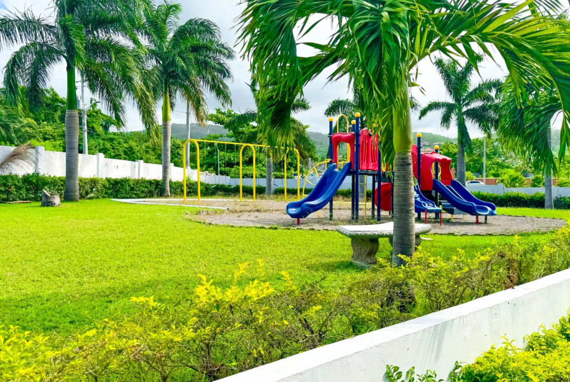 Seventeenth image of 220- Canary Dr, Drax Hall Mano in Ocho Rios, St. Ann, Jamaica - property is For Rent